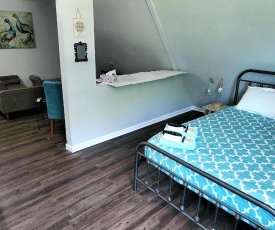 Nestled In The Country Apt 1