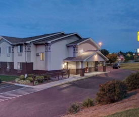 Super 8 by Wyndham Christiansburg/Blacksburg Area