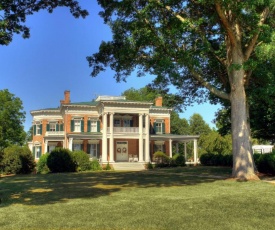 Rockwood Manor Bed & Breakfast