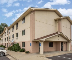 Super 8 by Wyndham Dumfries/Quantico
