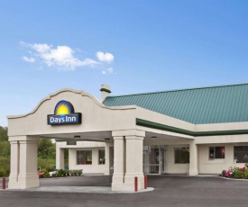 Days Inn by Wyndham Emporia