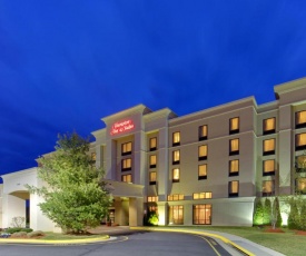 Hampton Inn and Suites Fredericksburg South