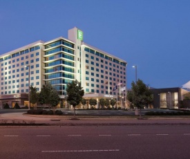 Embassy Suites by Hilton Hampton Convention Center