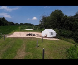 Tentrr - Sky High Estate