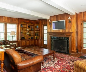 Overlook Manor