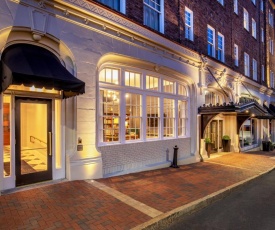 The Virginian Lynchburg, Curio Collection By Hilton