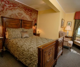 Cameron Estate Inn