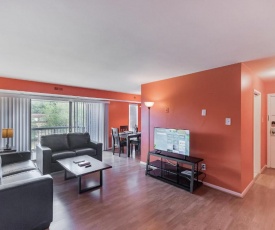Entire Condo 2 Bed 1.5 Bath