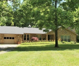 Amos`s Willow Bend Stone Cottage