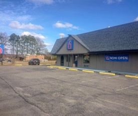 Motel 6 Newport News, VA – Fort Eustis