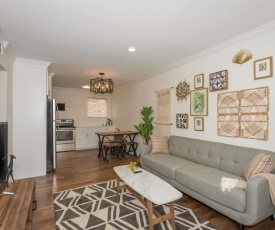 Dune Cottage Ocean Suite (2-Bd/2-Bth Beach Condo)