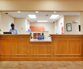 Candlewood Suites Norfolk Airport, an IHG Hotel