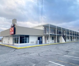 Econo Lodge Airport