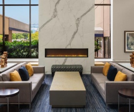 Sheraton Norfolk Waterside Hotel