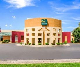Quality Inn Roanoke Airport