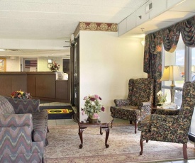 Super 8 by Wyndham Ruther Glen Kings Dominion Area