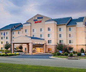 Fairfield Inn and Suites South Hill I-85