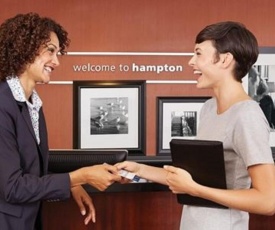 Hampton Inn & Suites Pittsburgh New Stanton PA