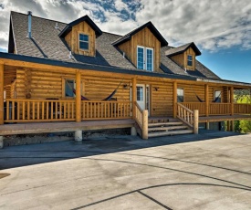 Cabin with Theater Room Less Than 1Mi to Palisade State Park!