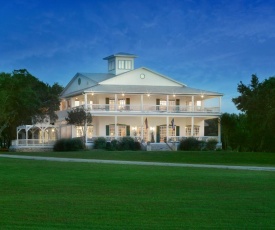 Rose Hill Retreat AAA Four Diamond Inn