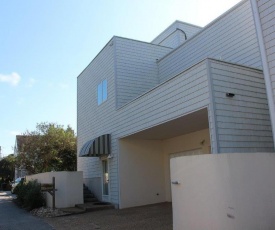 Fairbanks House