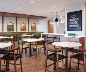 Fairfield by Marriott Inn & Suites Virginia Beach Town Center