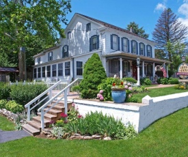 1825 Inn Bed and Breakfast