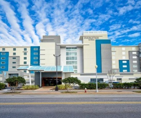 DoubleTree by Hilton Oceanfront Virginia Beach