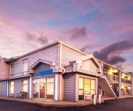 Travelodge by Wyndham Virginia Beach Bay Beach