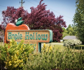 Apple Hollow Country Farmhouse