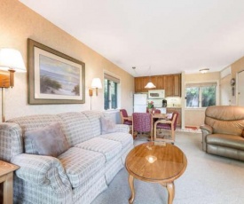 Comfy Lakeside Condo The Shores
