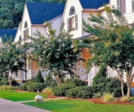 Spacious Resort Suites in Historic Colonial Williamsburg