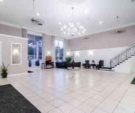 Rodeway Inn & Suites Williamsburg Central