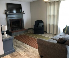 Ale-8 Bungalow-Winchester, KY near Natural Bridge