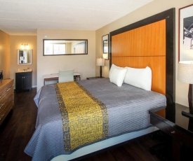 APM Inn and Suites