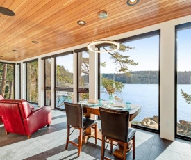 Kingfisher Cove Hideaway