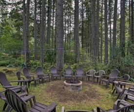 Anderson Island Home with Yard and Hot Tub by Beaches!