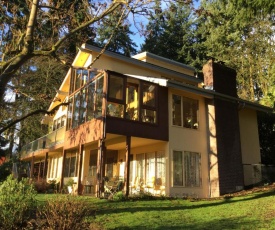 A Cascade View Bed And Breakfast