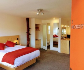 Heliotrope Hotel