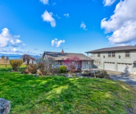@ Marbella Lane - Waterfront 2BR+Studio Whidbey ISL