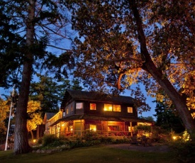 Captain Whidbey Inn