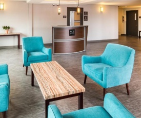 Red Lion Inn and Suites Everett