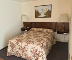 Far West Motel