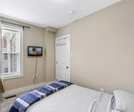 Luxury Rooms near Temple U, Drexel, UPenn, and the MET