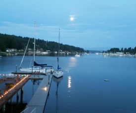 Waterfront Inn