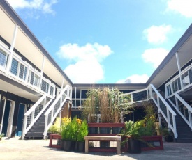 Salt Hotel
