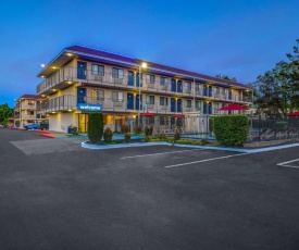 Motel 6-Kirkland, WA - North Kirkland