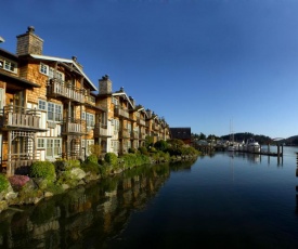 La Conner Channel Lodge