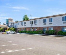 Quality Inn & Suites Longview Kelso