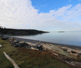 Lopez Island Agate Beach Waterfront Home
